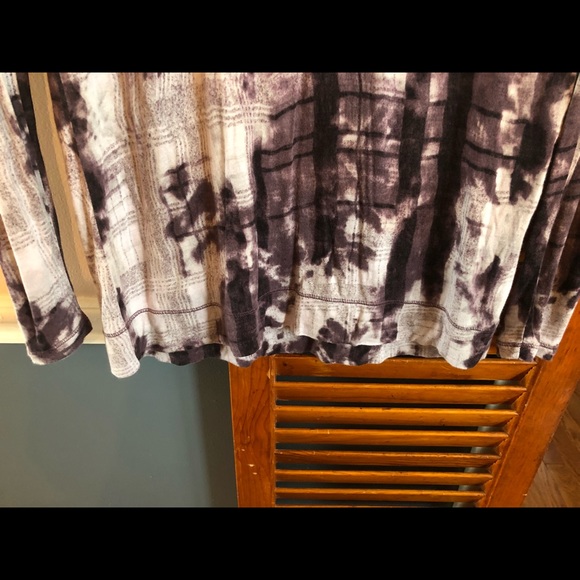 SIMPLY VERA shirt, Size Med - Picture 4 of 4